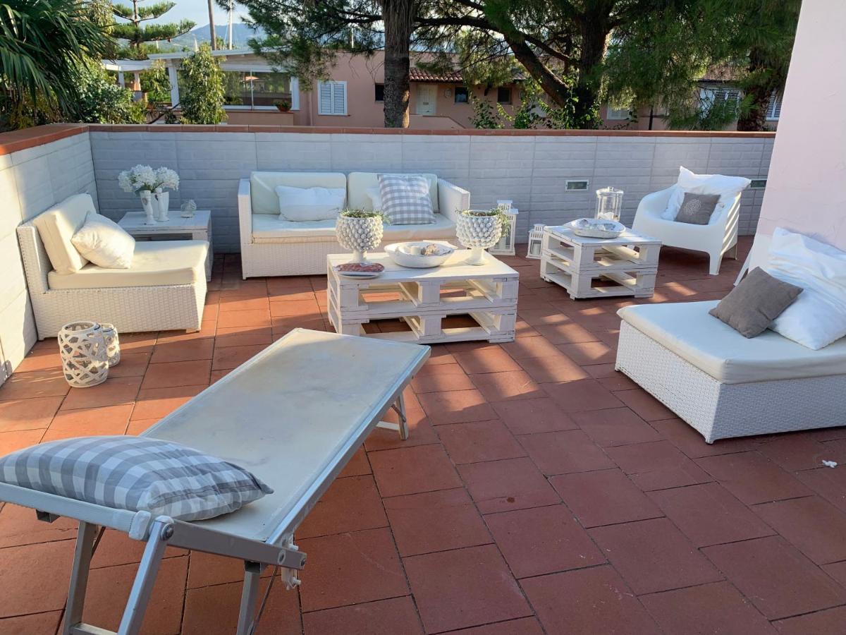 Portorosa Sfondo Bianco Furnari Exterior foto