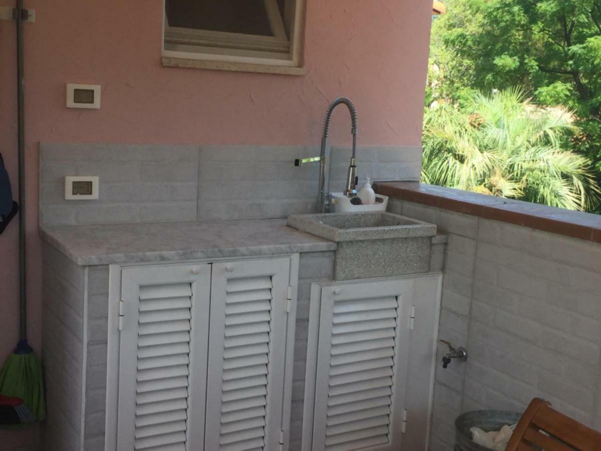 Portorosa Sfondo Bianco Furnari Exterior foto